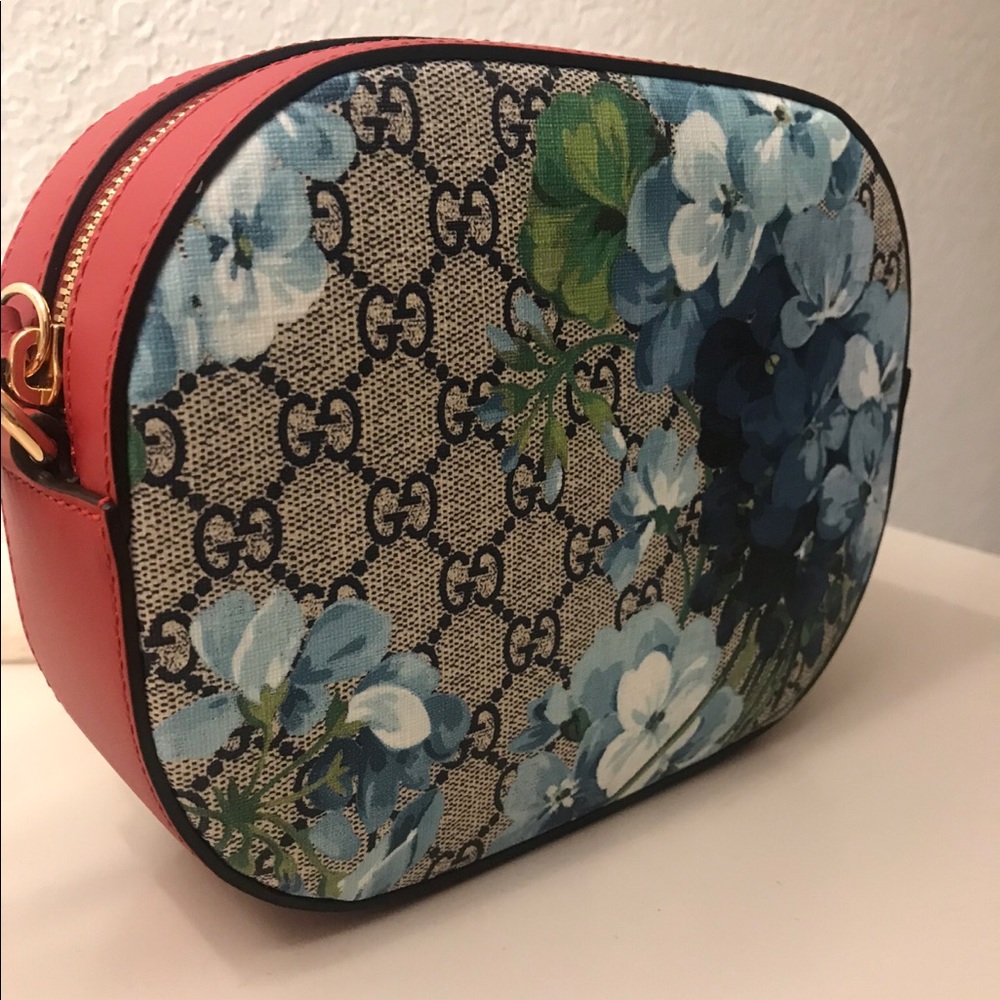 SALE‼️❤️GUCCI BLOOMS CAMERA BAG ❤️‼️